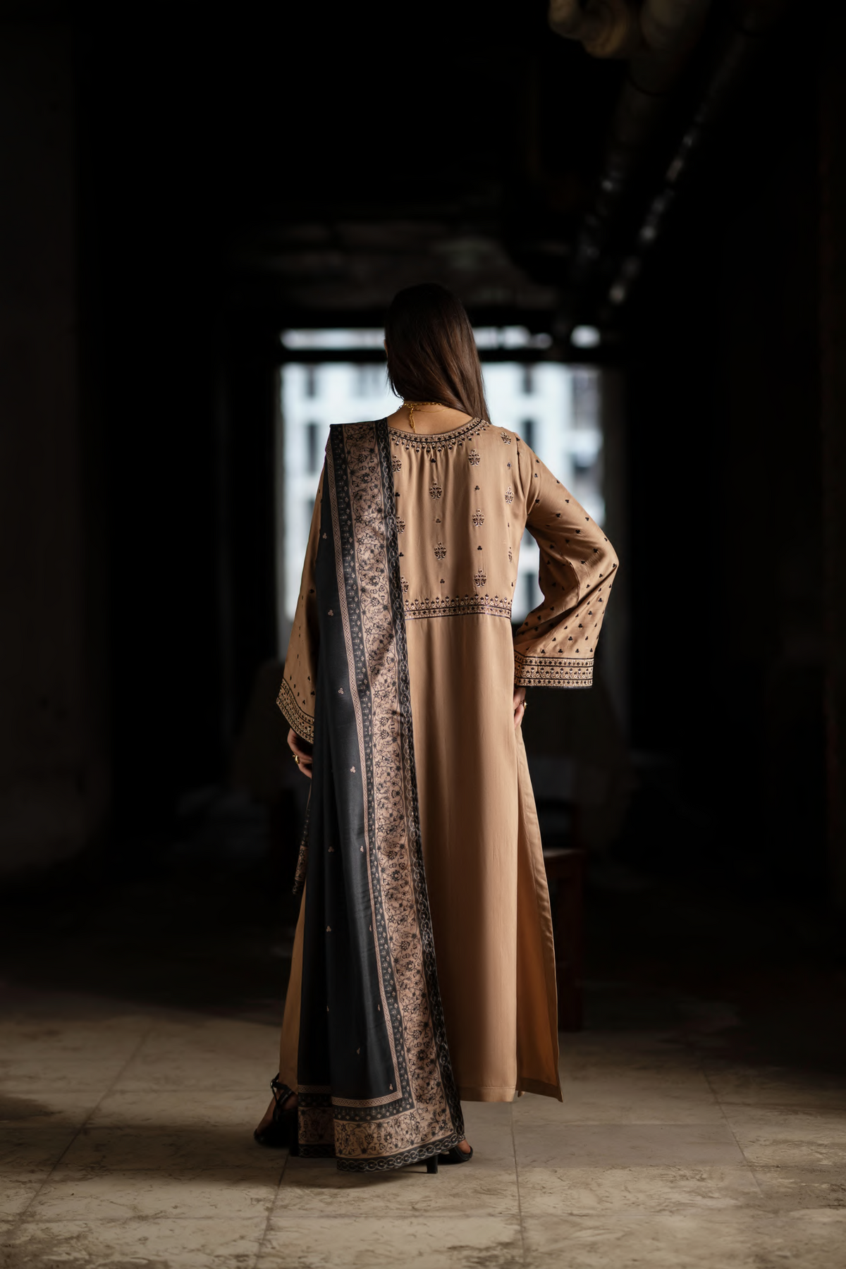 Casual lite - Desert Elegance