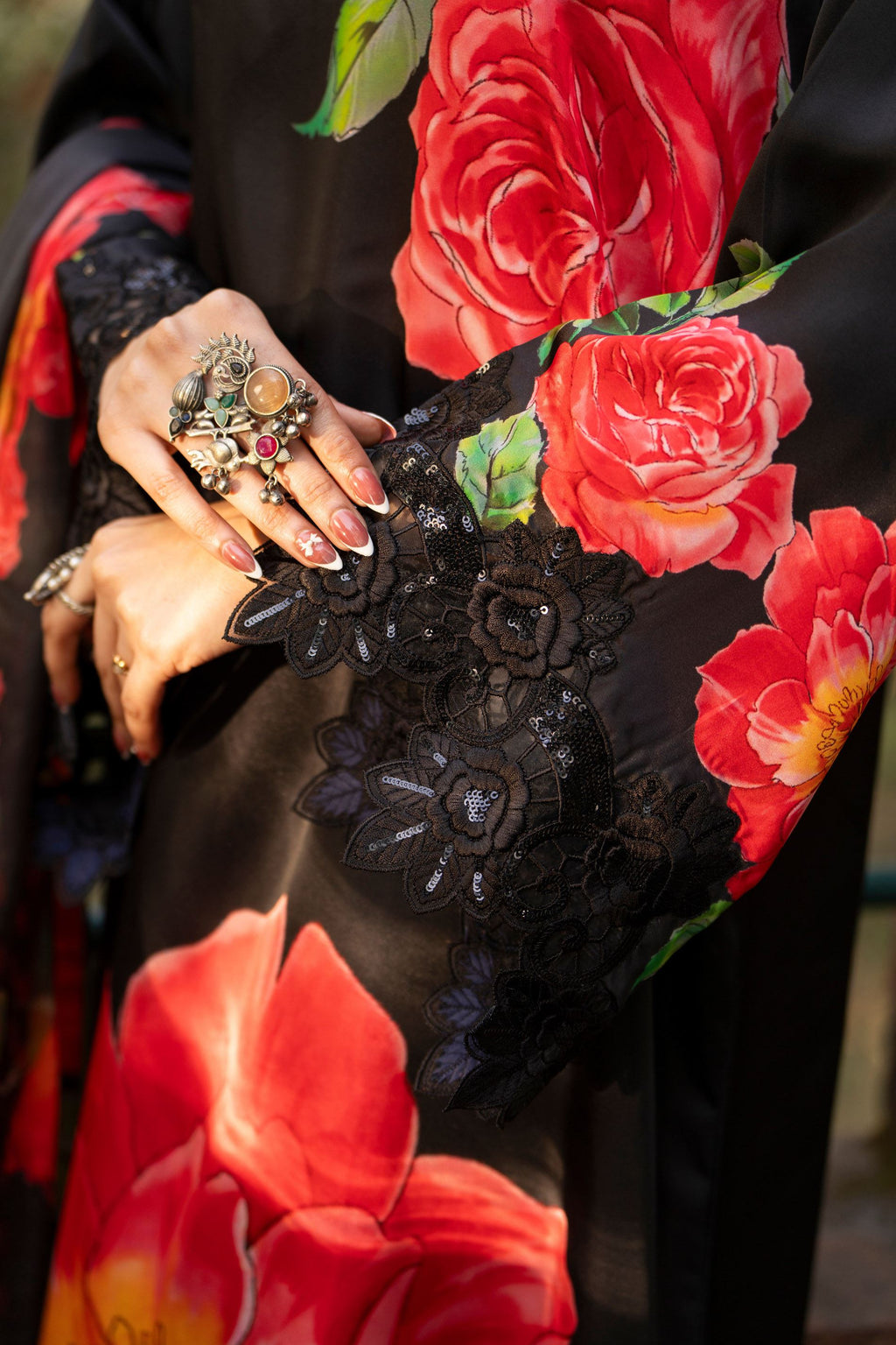 Karma Eliana - F-503 Flora Black