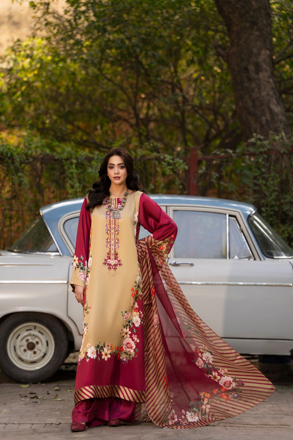 Karma Eliana - F-504 Beige & Maroon