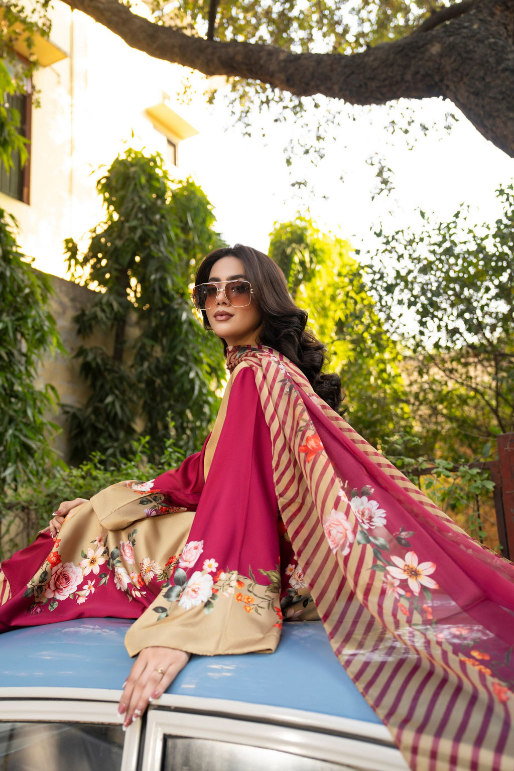 Karma Eliana - F-504 Beige & Maroon
