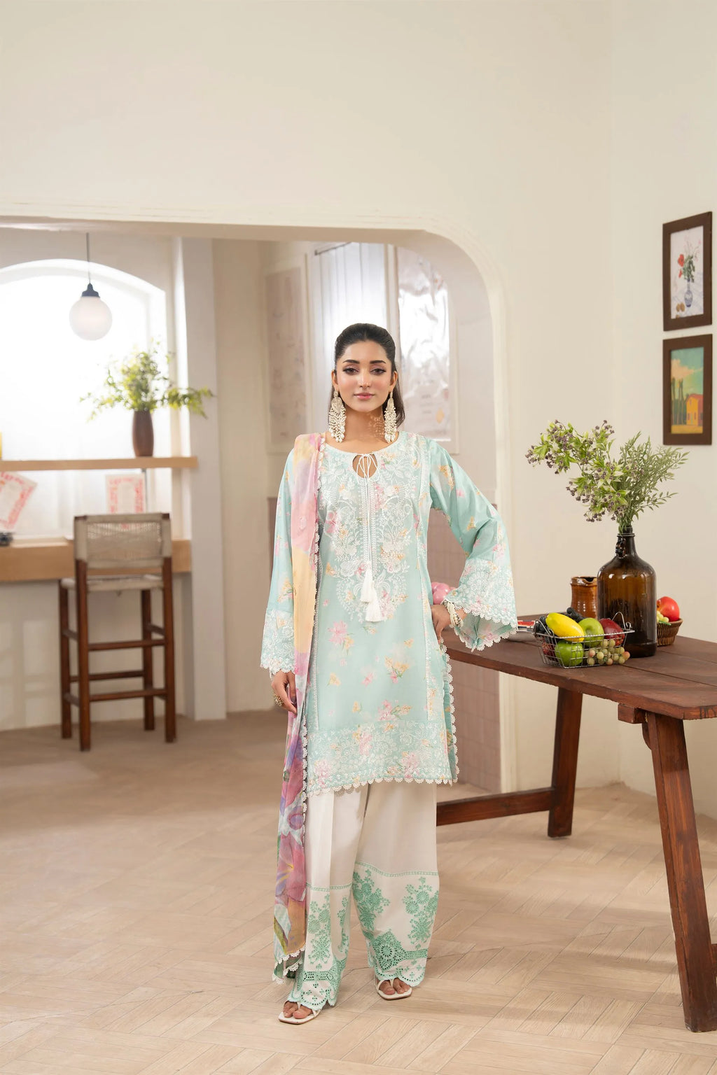 Karma Flora 1605 Aqua
