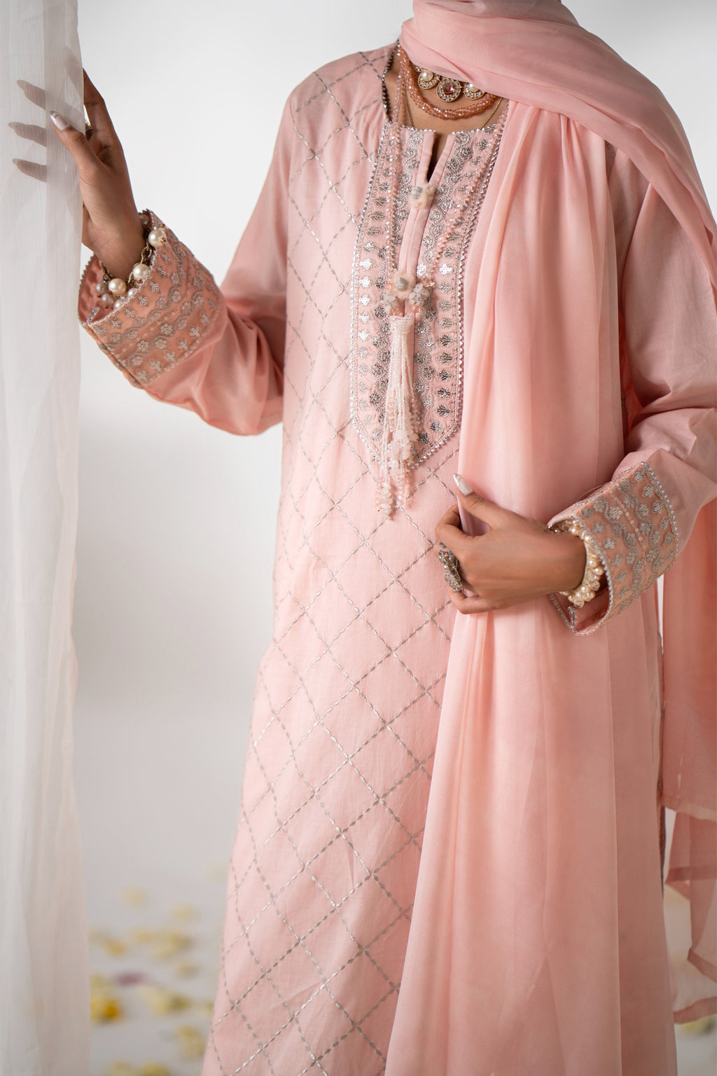 Lara - Gull Posh - Sherry's wardrobe