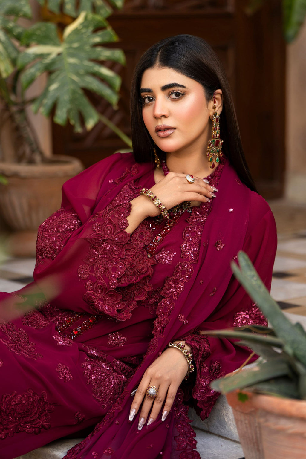 Karma Hayat - F-497 Crimson Velvet