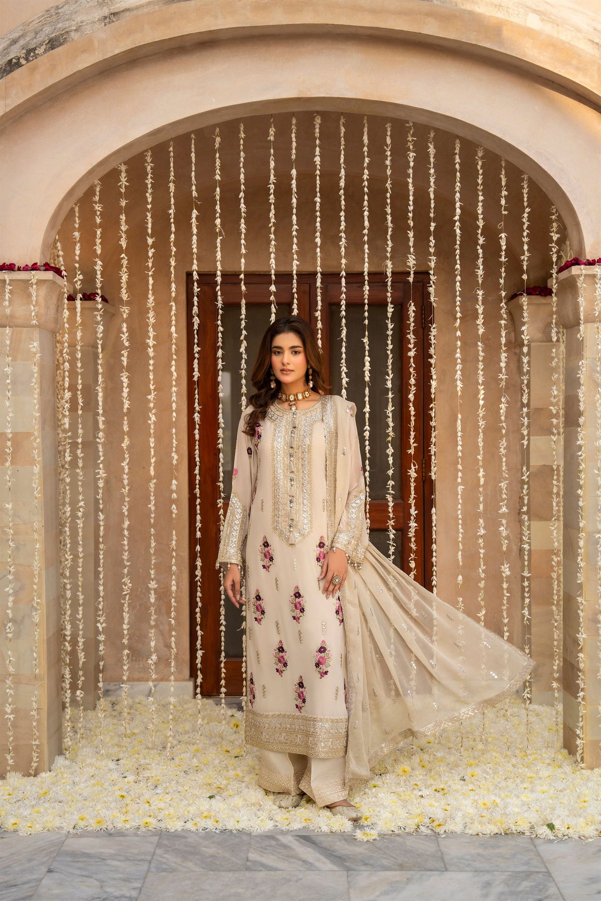 Karma Hayat - F-496 Warm Ivory