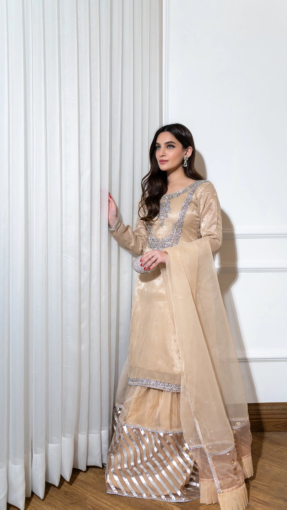 AREESHA - Sherry's wardrobe