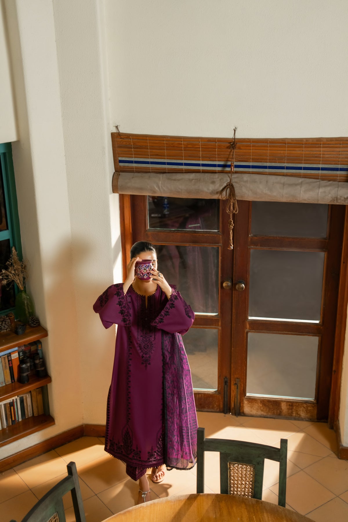 Casual Lite - Rich plum-toned