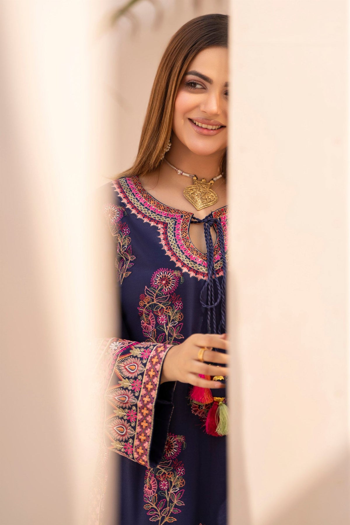 Karma Mishaal 1534 Admiral Blue