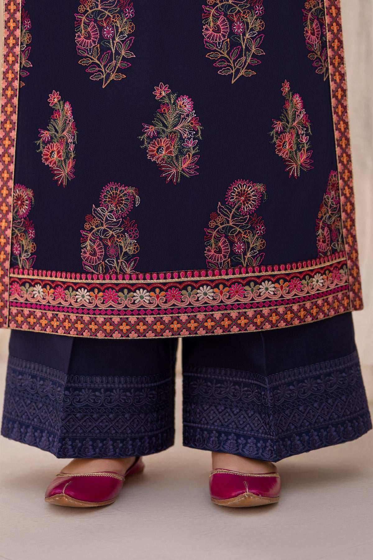 Karma Mishaal 1534 Admiral Blue