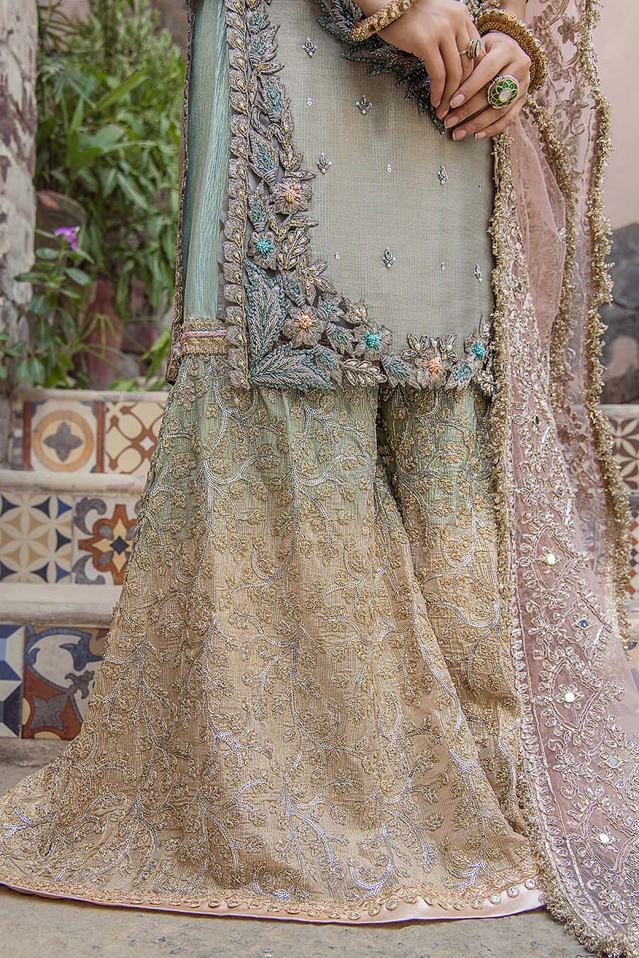 P-245 - Sherry's wardrobe