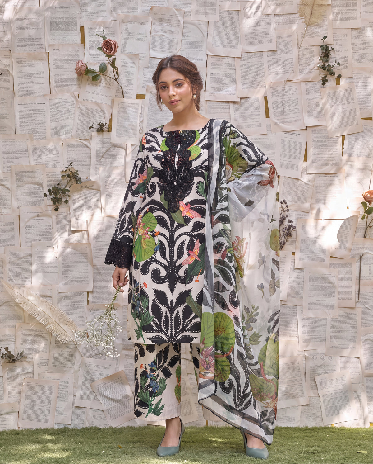 SBM- Sanam - 3 piece Embroidered