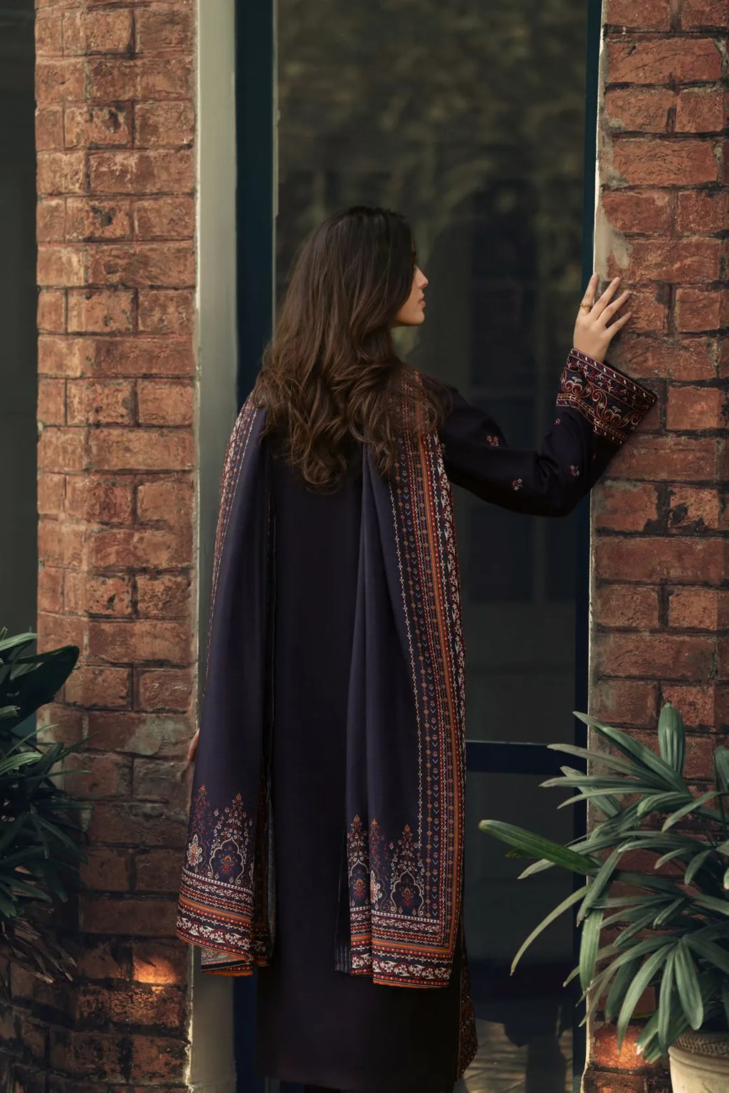 Casual Lite - Shadowed indigo