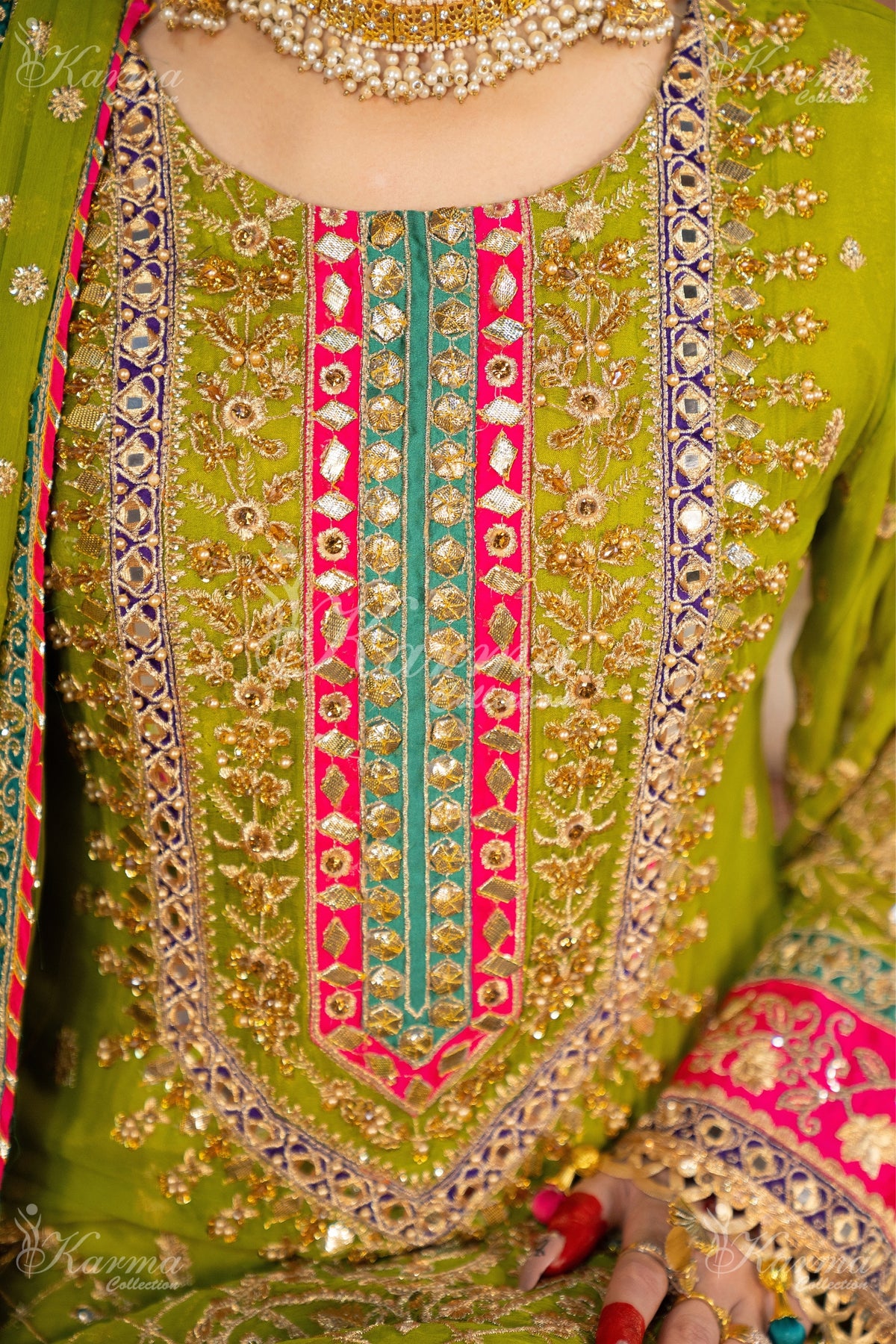 KCS-F-425-Parrot Green & Blue - Sherry's wardrobe