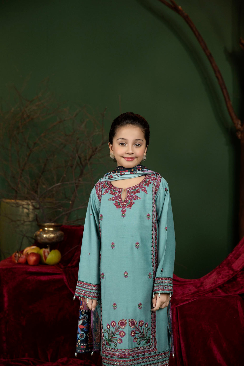 CTR-07 (Kids) - Sherry's wardrobe
