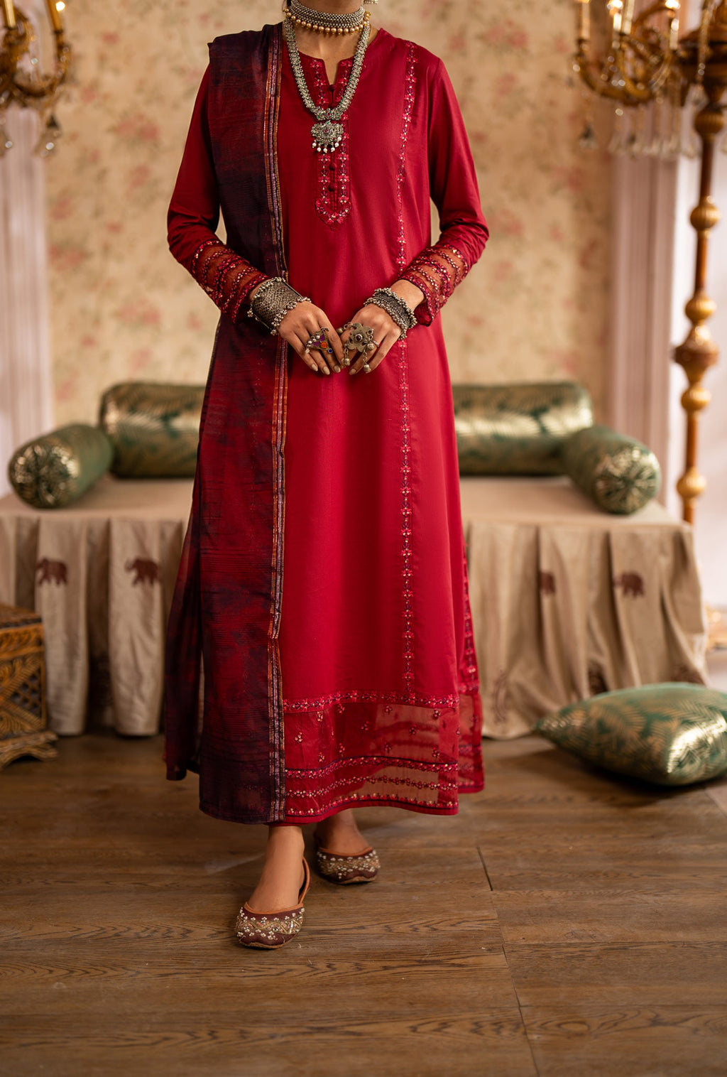 Jazmin - Eid kahani - Sherry's wardrobe