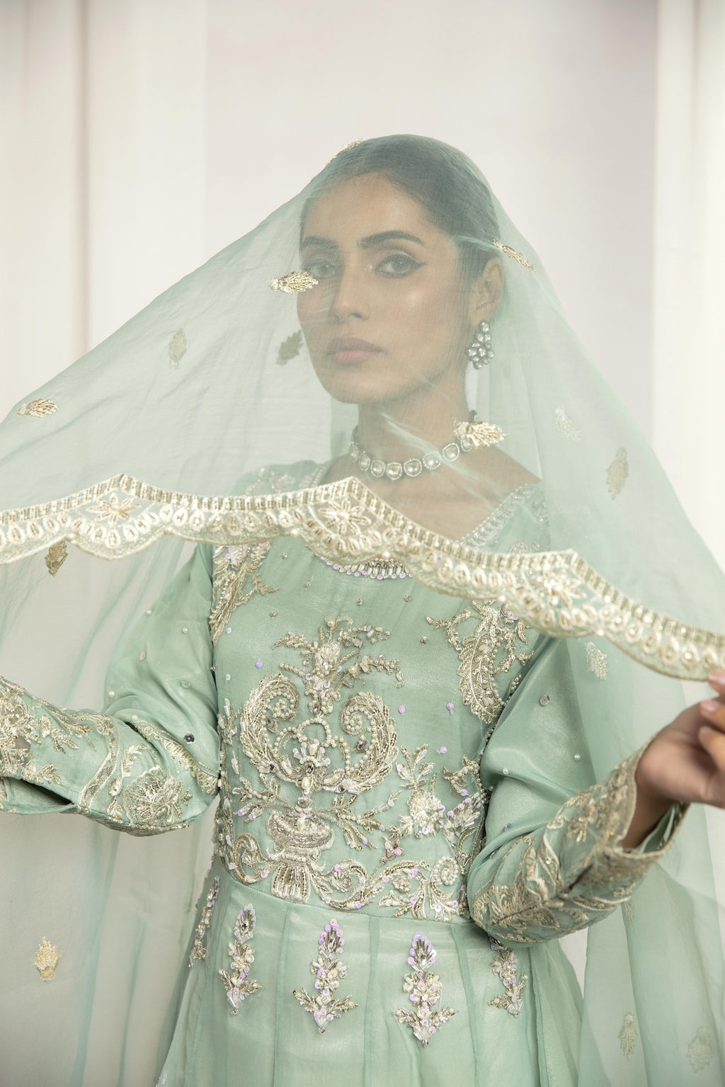 AL-3309-A - Sherry's wardrobe