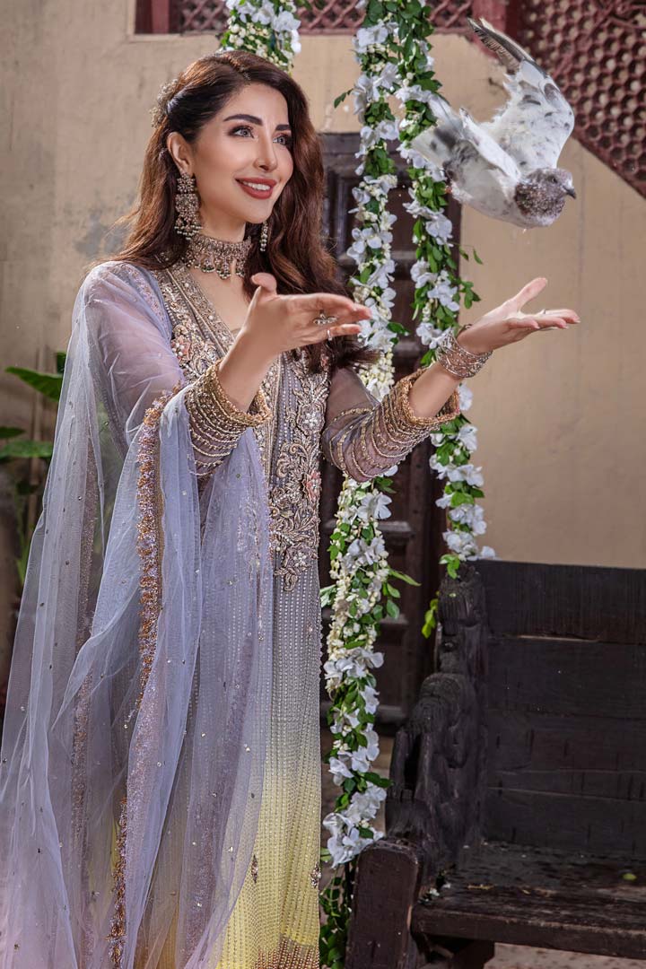 P-230 - Sherry's wardrobe