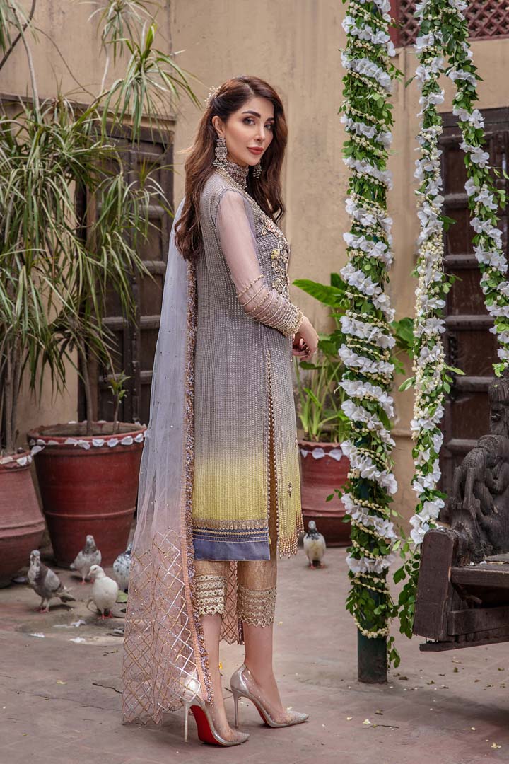 P-230 - Sherry's wardrobe