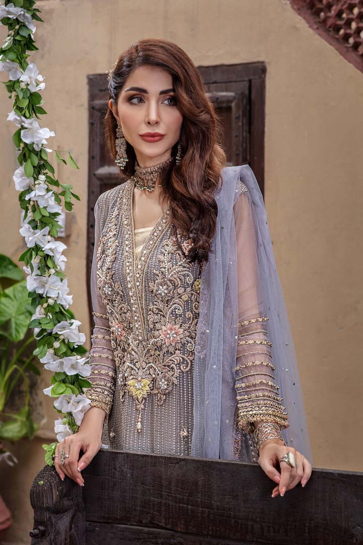 P-230 - Sherry's wardrobe