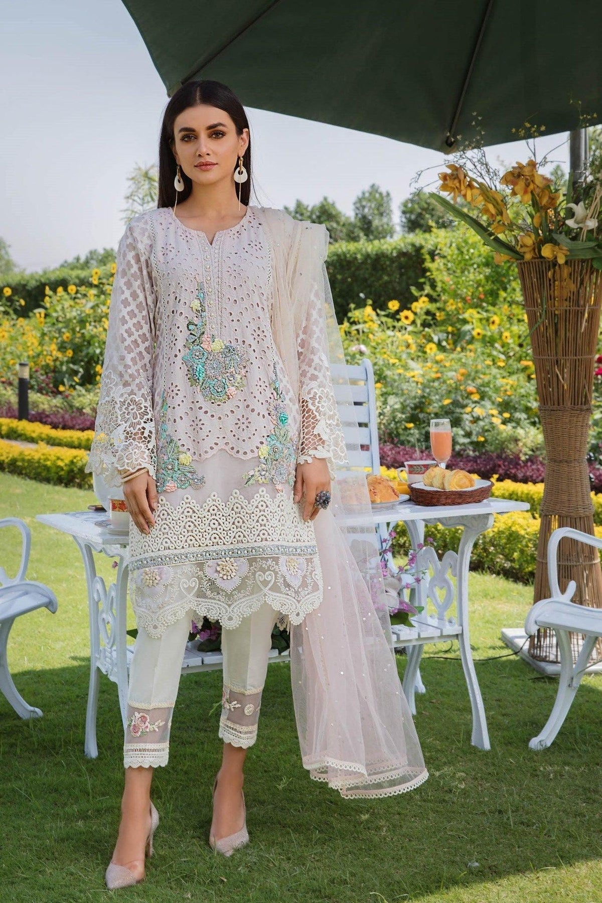 Z-233 KB - Sherry's wardrobe